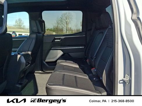 Used 2024 GMC Sierra EV Denali image 10