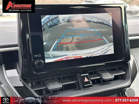 Certified 2025 Toyota Corolla LE image 31