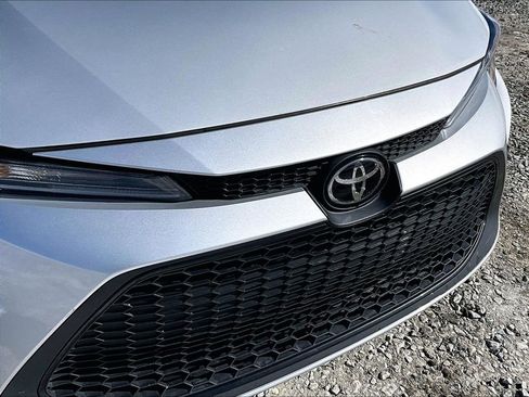 Used 2022 Toyota Corolla LE image 25