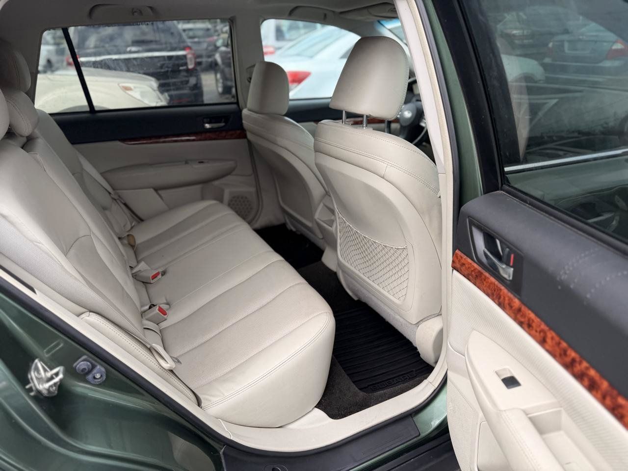 Used 2012 Subaru Outback 3.6R Limited AWD/4WD image 28