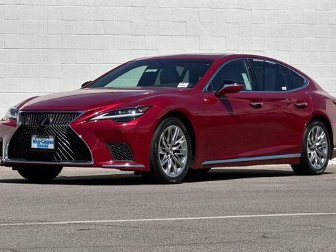 Used 2022 Lexus LS 500 w/ Interior Upgrade Package RWD image 10