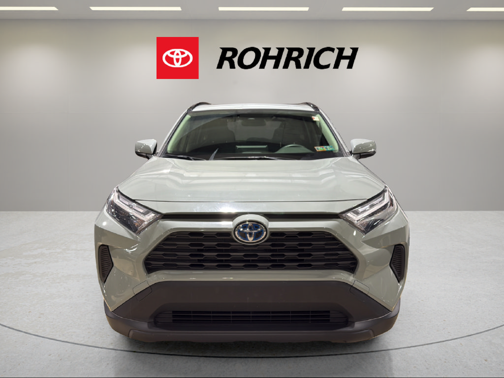 Used 2023 Toyota RAV4 XLE w/ Convenience Package AWD/4WD image 2