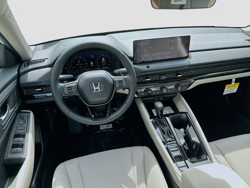 New 2025 Honda Accord EX-L image 18