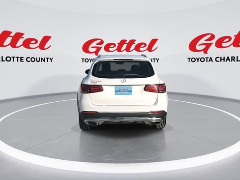 Used 2021 Mercedes-Benz GLC 300 image 7