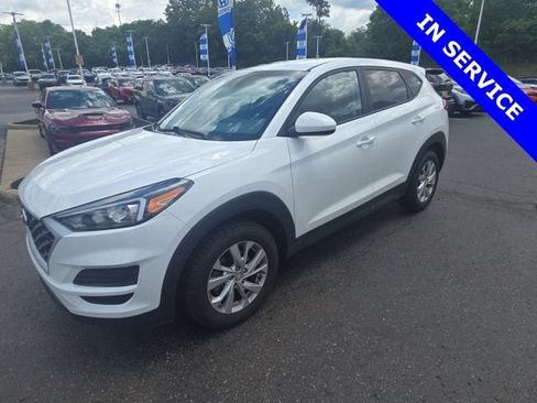 Used 2020 Hyundai Tucson SE w/ Cargo Package FWD image 3