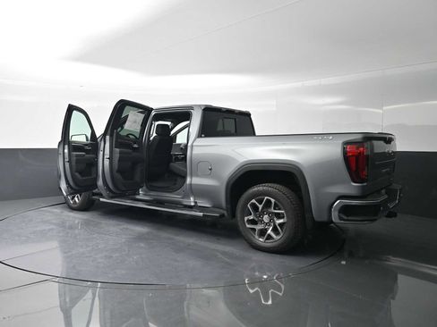 New 2026 GMC Sierra 1500 SLT w/ SLT Premium Plus Package image 43