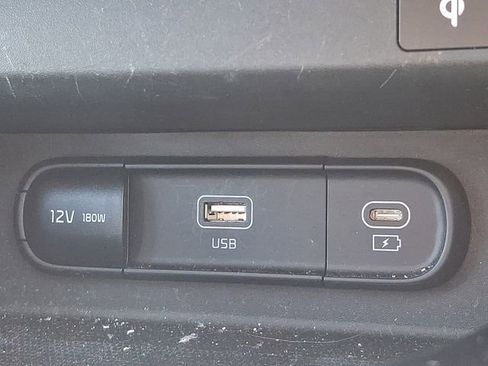 Used 2024 Kia Seltos SX AWD/4WD image 19