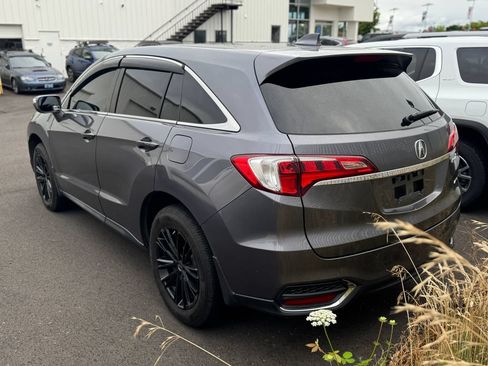Used 2017 Acura RDX AWD image 2