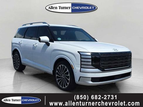 Used 2026 Hyundai Palisade Calligraphy FWD image 1