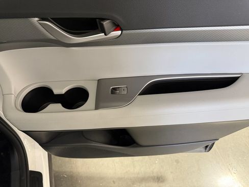Used 2024 Hyundai Palisade SEL FWD image 33