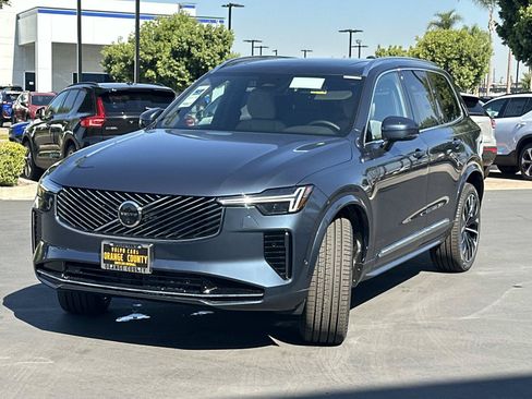 New 2026 Volvo XC90 B6 Plus w/ Protection Package Premier AWD/4WD image 6