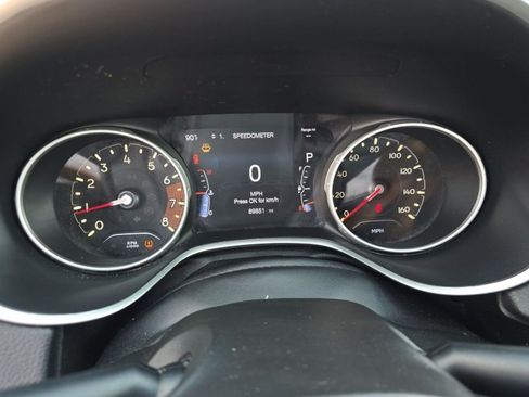 Used 2020 Jeep Compass Limited image 22