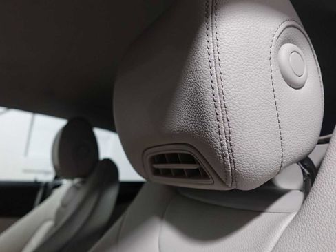 Used 2017 Mercedes-Benz C 300 Cabriolet image 42