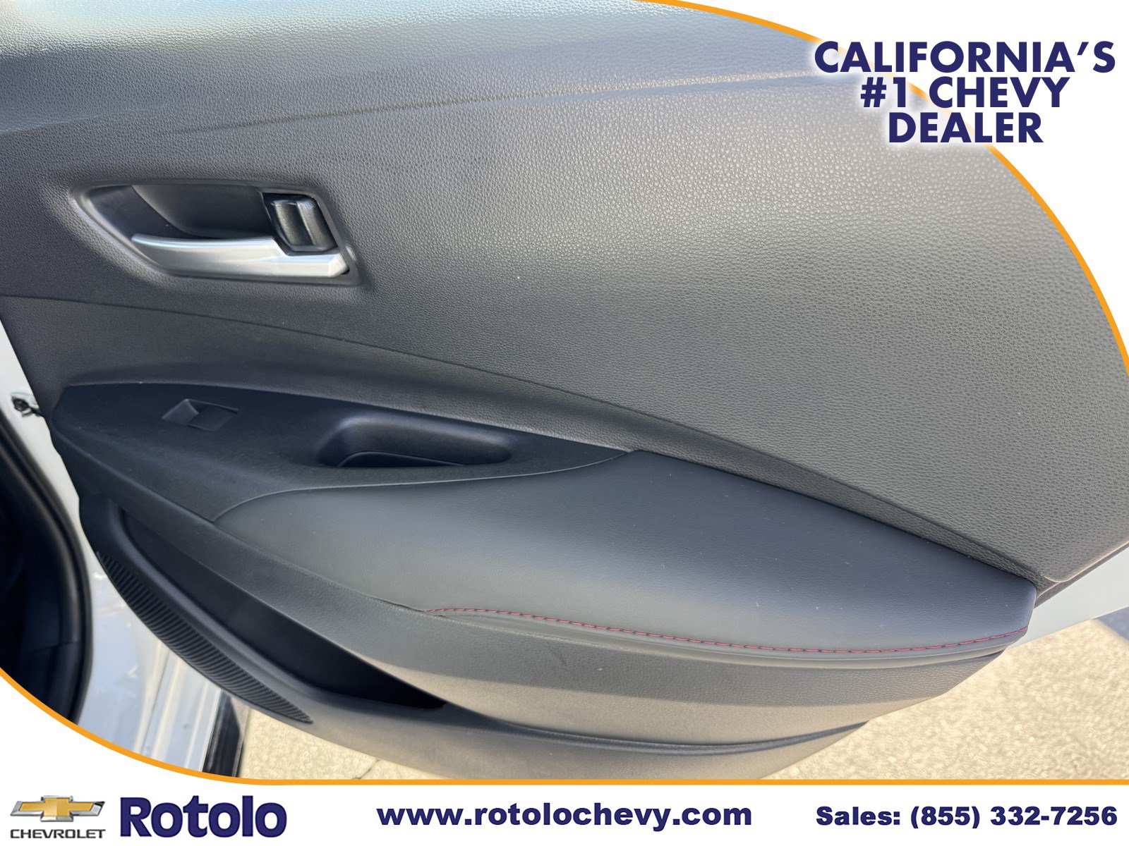 Used 2025 Toyota Corolla SE FWD image 11