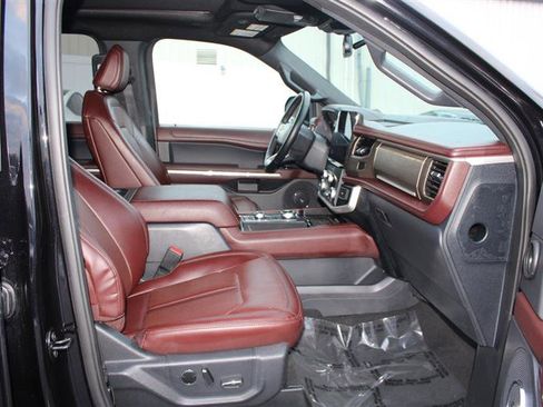 Used 2024 Ford Expedition Max Limited image 14