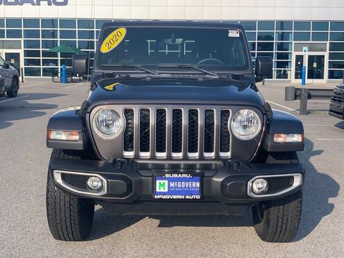Used 2020 Jeep Gladiator Overland AWD/4WD image 2