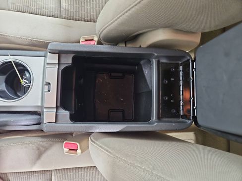 Used 2010 Ford Fusion SE image 25