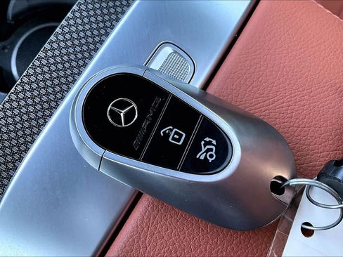 Certified 2025 Mercedes-Benz GLC 43 AMG 4MATIC image 15