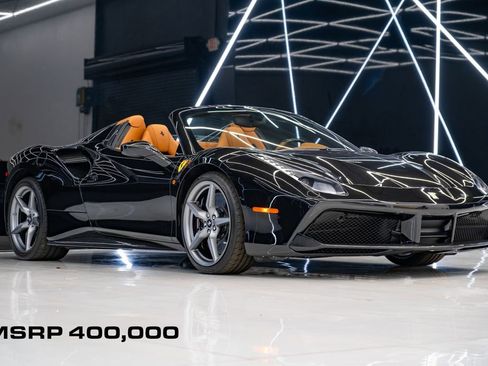 Used 2018 Ferrari 488 Spider RWD image 1