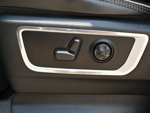 Used 2021 RAM 1500 Laramie w/ Laramie Southwest Edition RWD image 16