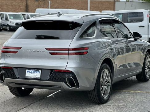 Used 2025 Genesis GV70 2.5T w/ Select Package AWD/4WD image 5