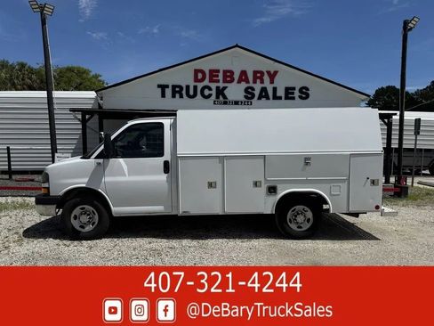 Used 2021 Chevrolet Express 3500 w/ Power Convenience Package image 4