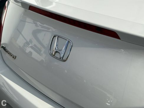 Used 2016 Honda Accord EX-L image 11