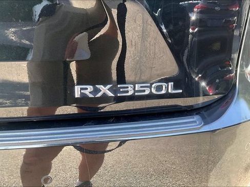 Used 2022 Lexus RX 350L Premium w/ Premium Package AWD/4WD image 10