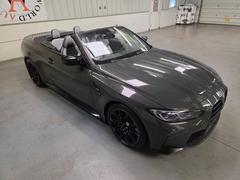 Used 2023 BMW M4 xDrive Competition AWD/4WD image 11