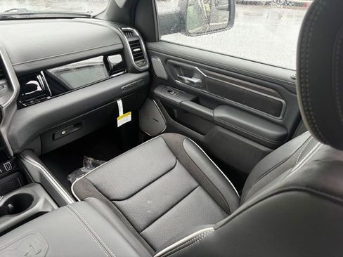 New 2026 RAM 1500 Laramie AWD/4WD image 37