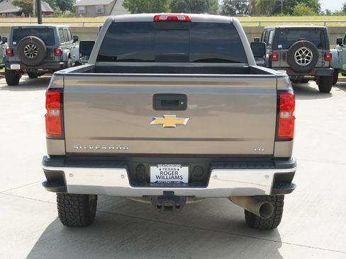Used 2017 Chevrolet Silverado 2500 LTZ w/ Duramax Plus Package AWD/4WD image 4
