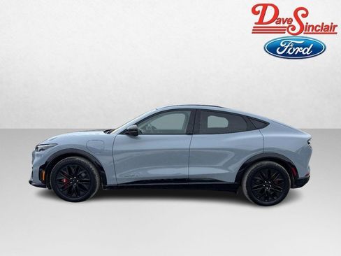 Used 2025 Ford Mustang Mach-E Premium w/ Sport Appearance Package image 10