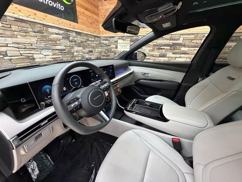 Certified 2025 Hyundai Tucson Limited image 10