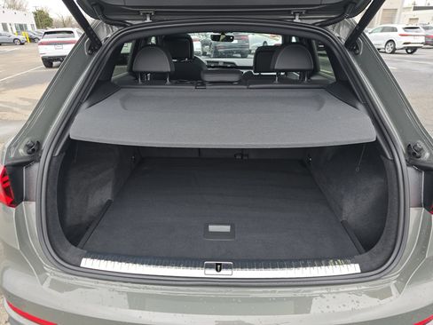 Certified 2024 Audi Q3 2.0T Premium Plus image 17