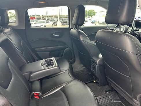 Used 2021 Jeep Compass Limited AWD/4WD image 12