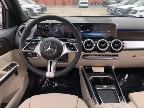 New 2026 Mercedes-Benz GLB 250 GLB 250 image 17