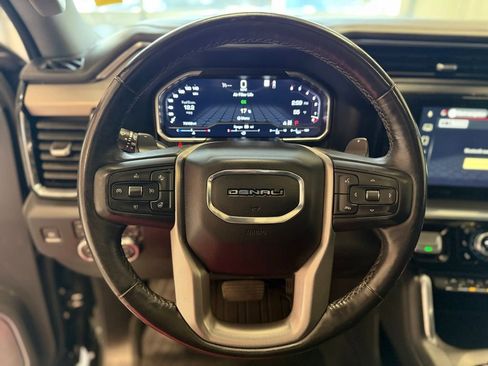 Used 2022 GMC Sierra 1500 Denali image 27