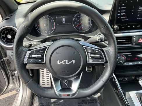 Used 2024 Kia Forte GT-Line w/ GT-Line Premium Package FWD image 18