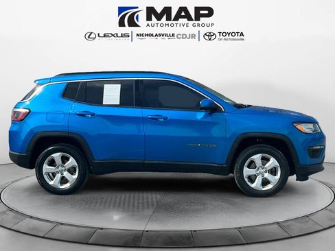 Used 2018 Jeep Compass Latitude w/ Popular Equipment Group image 6