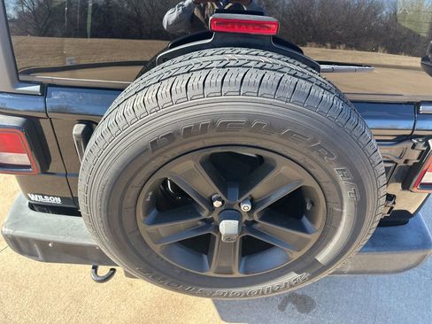 Used 2020 Jeep Wrangler Unlimited Sport image 11