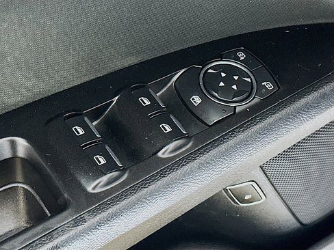 Used 2017 Ford Fusion SE w/ Equipment Group 601A image 20