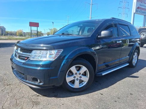 Used 2013 Dodge Journey SE FWD image 1