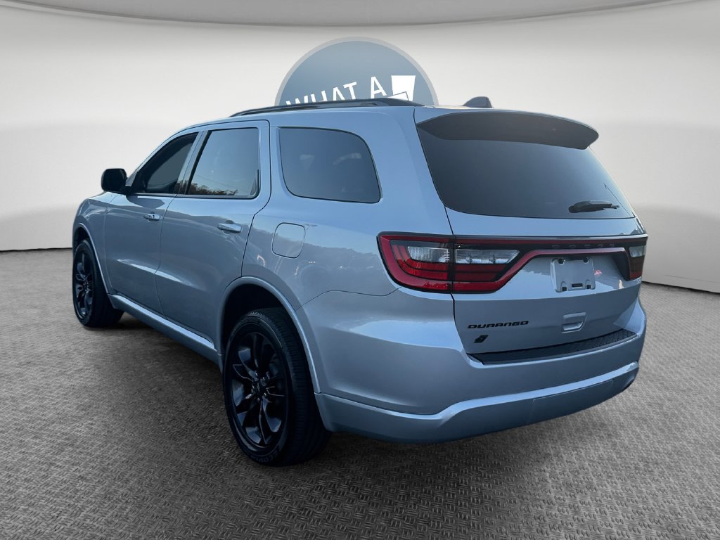 Used 2024 Dodge Durango SXT w/ SXT Blacktop Group AWD/4WD image 6