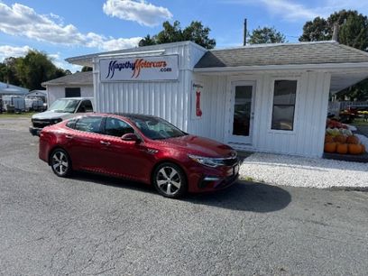 Used 2019 Kia Optima S w/ S Panoramic Sunroof Package