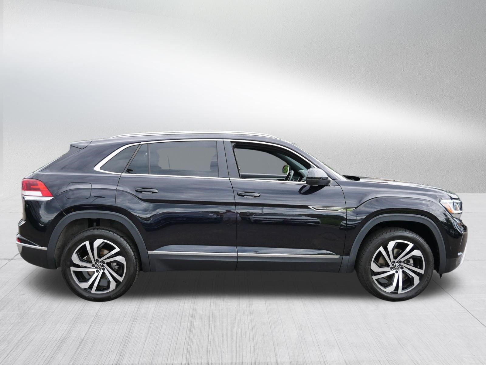 Certified 2023 Volkswagen Atlas Cross Sport SEL AWD/4WD image 8