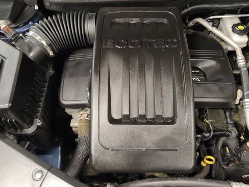 Used 2017 Chevrolet Equinox LT image 30