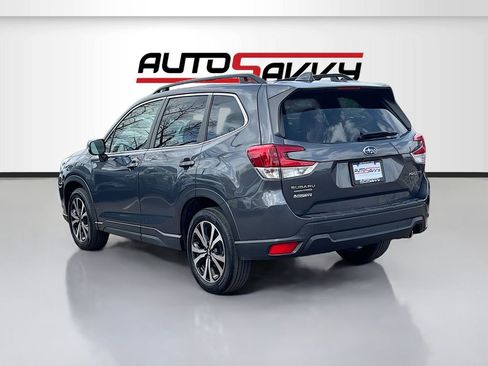 Used 2023 Subaru Forester Limited AWD/4WD image 5