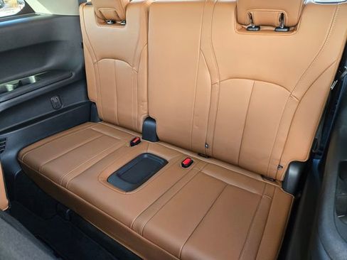 Used 2024 INFINITI QX60 Sensory w/ Vision Package image 19