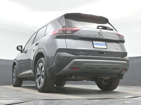 Used 2022 Nissan Rogue SV image 45