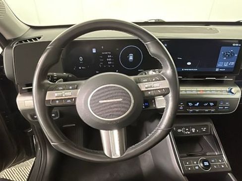 Used 2024 Hyundai Kona Limited FWD image 14